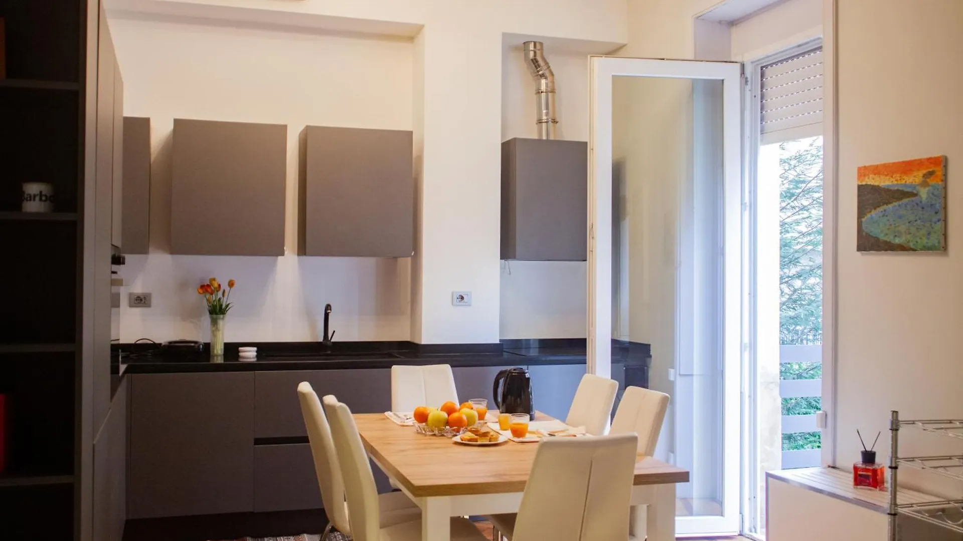 Design & Luxury With Garden In San Senatore Milán